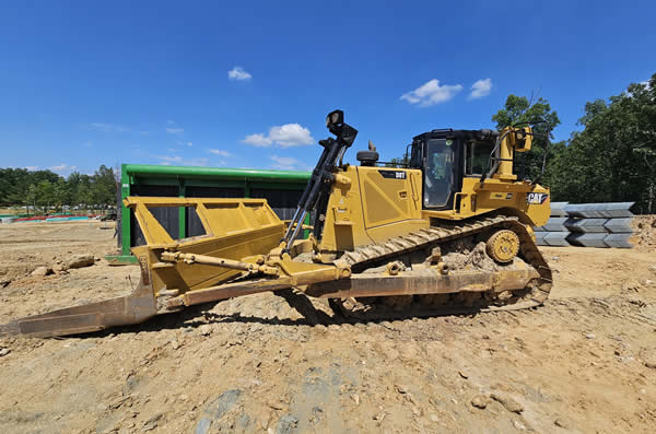 Caterpillar D8T